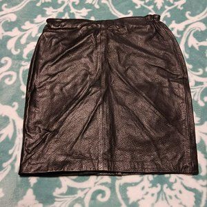 Size 8 Leather Skirt 17.5" Long